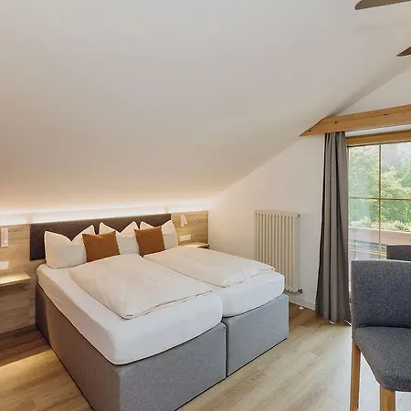 ホテル Landgasthof Schoentag Münsing